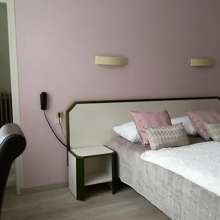 Napoléon Hotel 2*